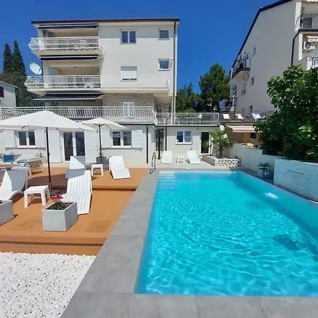 Family-friendly With Swimming Pool Dramalj, - 27983 *