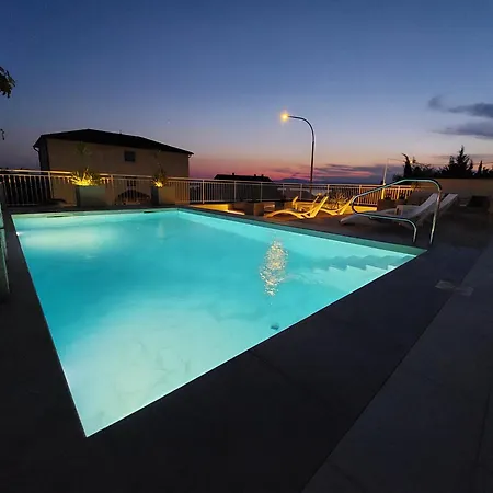 Appartement Family-friendly With Swimming Pool Dramalj, - 27983